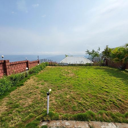 Paras Holiday Home Satara Buitenkant foto