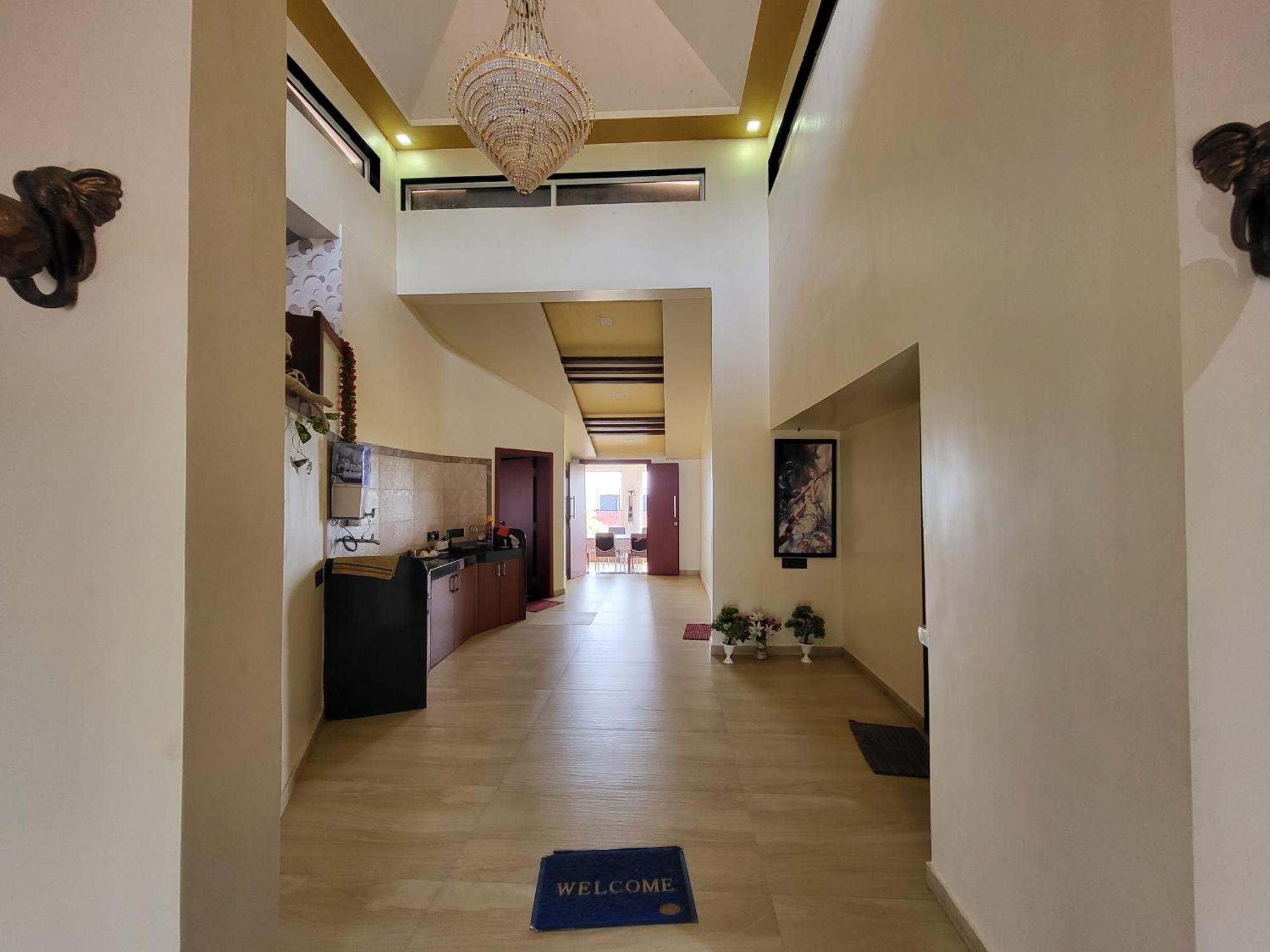 Paras Holiday Home Satara Buitenkant foto