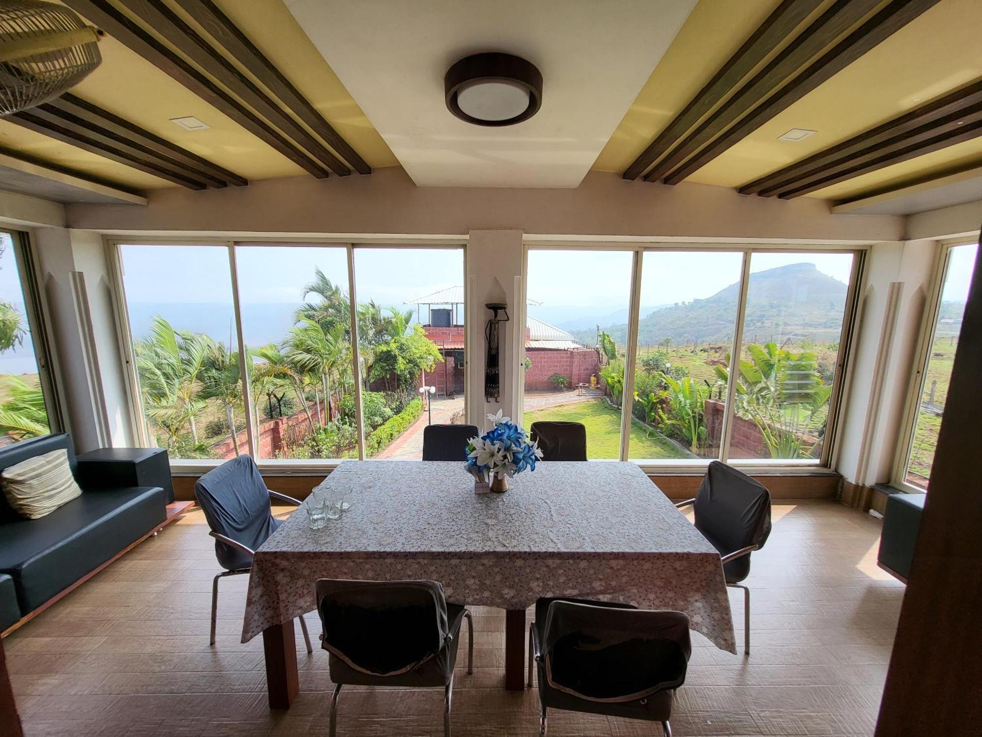 Paras Holiday Home Satara Buitenkant foto