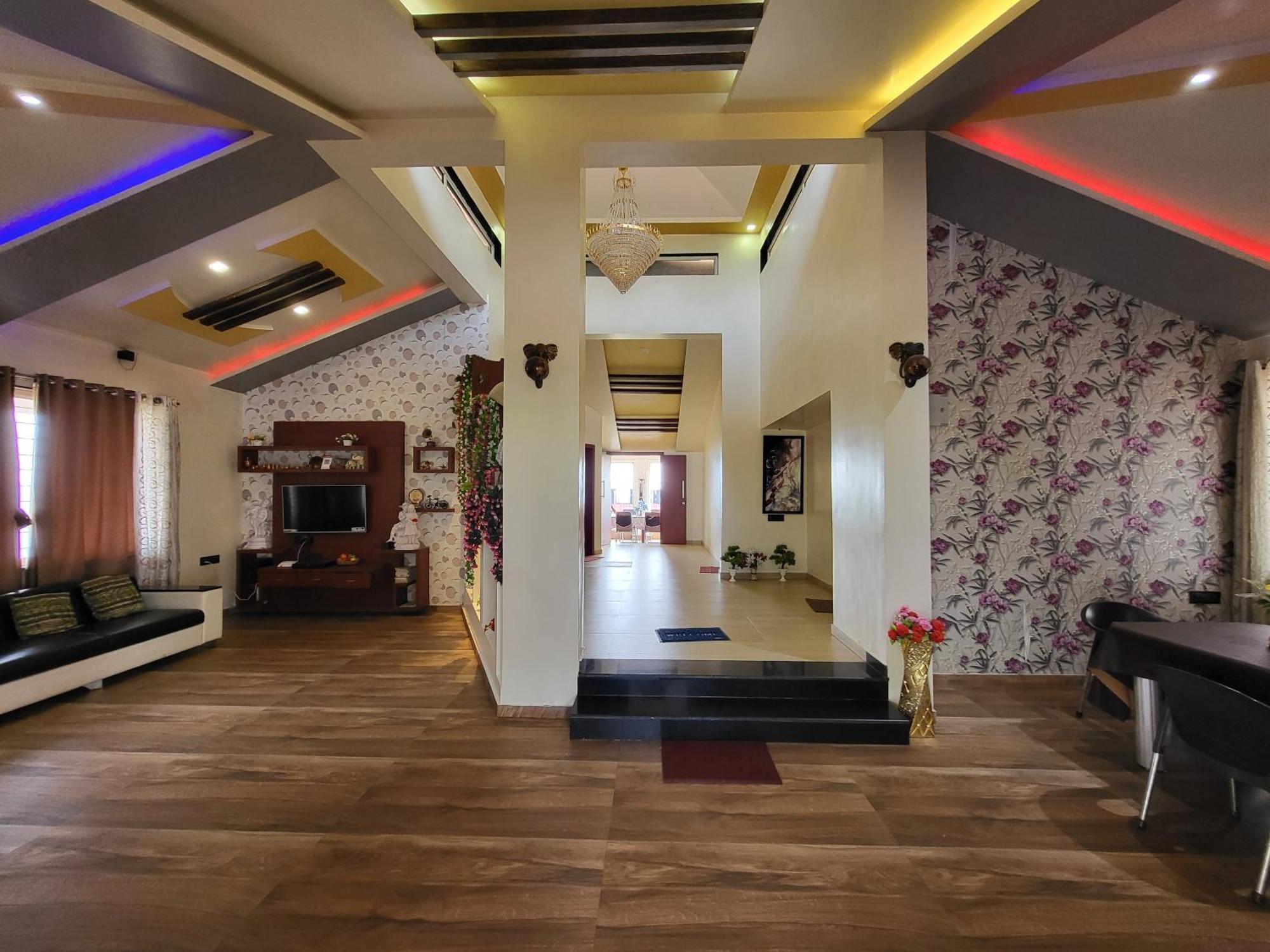 Paras Holiday Home Satara Buitenkant foto